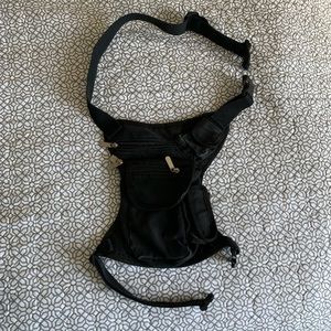 Drop leg pouch thigh bag